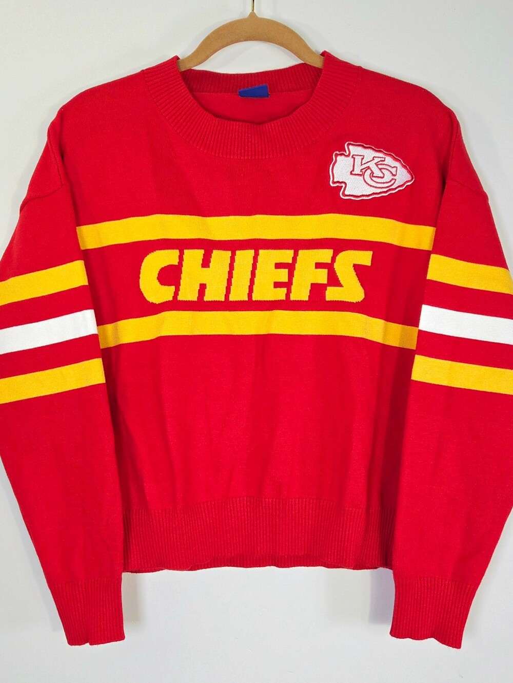 NWT NFL ULTRA GAME KANSAS CITY CHIEFS PULLOVER SWEATER.